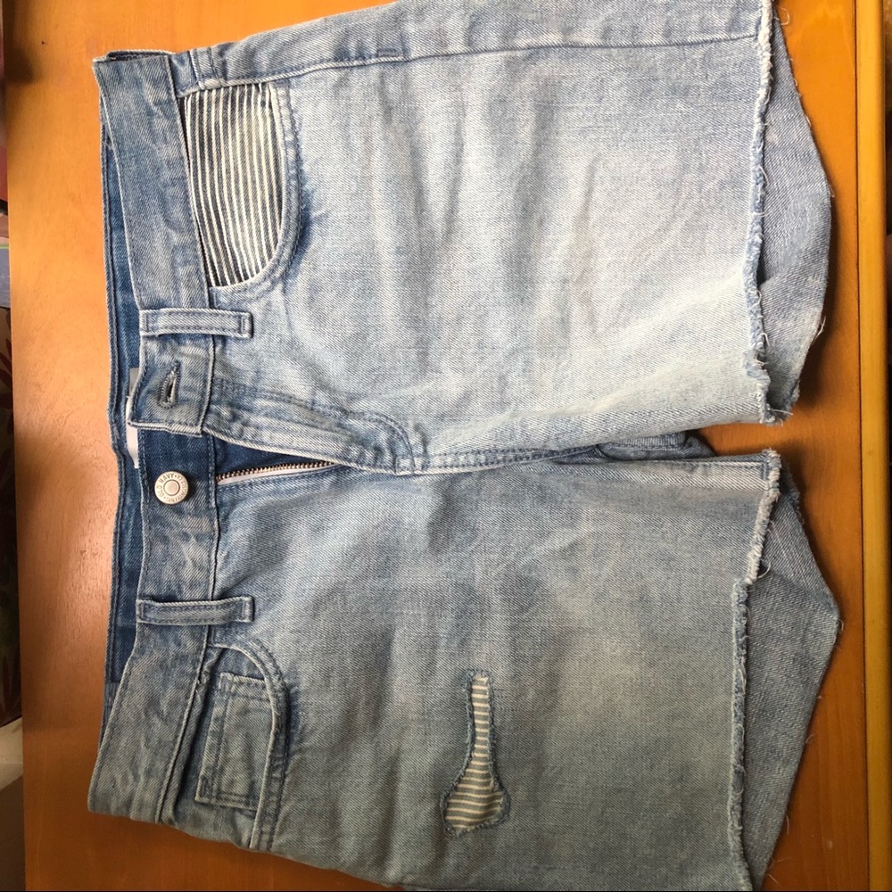 Cool Mom Shorts